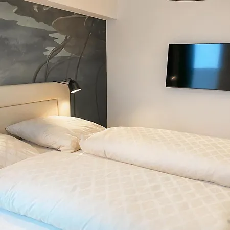 Seezeit - Mit Infrarotsauna, Terrasse Direkt Am Wasser Apartment *