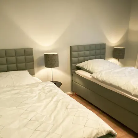 Apartment Seezeit - Mit Infrarotsauna, Terrasse Direkt Am Wasser Tossens