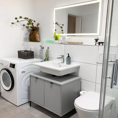 Apartment Seezeit - Mit Infrarotsauna, Terrasse Direkt Am Wasser