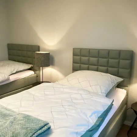 Apartment Seezeit - Mit Infrarotsauna, Terrasse Direkt Am Wasser Tossens
